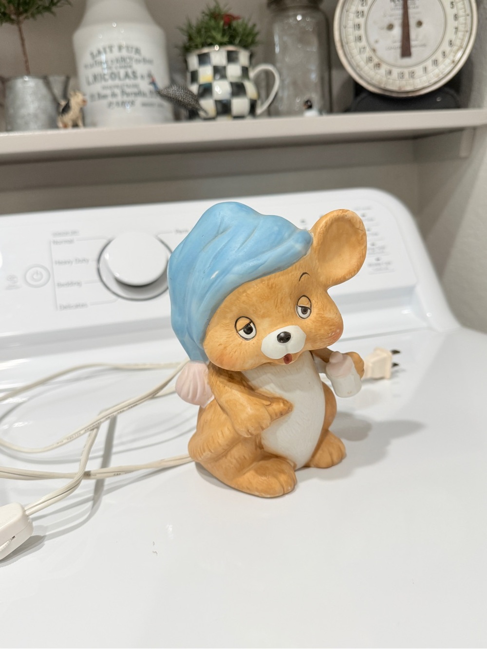 Vintage Porcelain Sleepy Mouse Night Light – Nursery Lamp with Blue Hat - Picture 11 of 17
